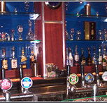 Lucky Australian Tavern - New Castle Holiday