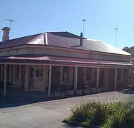 Old Bush Inn - New Castle Holiday