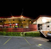 Fitzy's Hotel - New Castle Holiday