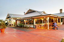 Elrington NSW New Castle Holiday