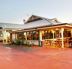 Potters Hotel and Brewery - New Castle Holiday