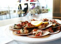 Salt Bar And Restaurant - New Castle Holiday 1