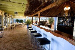 Kirra Beach Hotel - New Castle Holiday 2