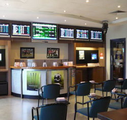 Forest Lake Hotel - New Castle Holiday 3