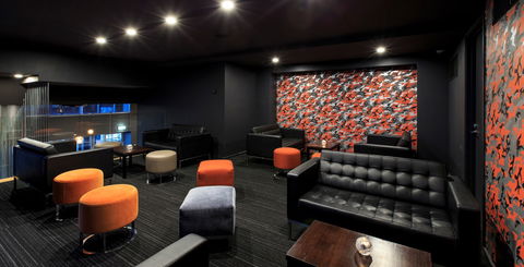 Watermark Docklands - New Castle Holiday 4