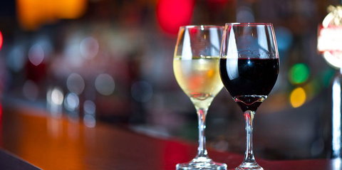 The Social Bar & Restaurant - New Castle Holiday 0