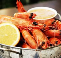 Full Moon Hotel - Moonlight Dining - New Castle Holiday