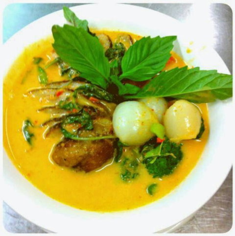 Kin Kao Thai Restaurant - New Castle Holiday 7