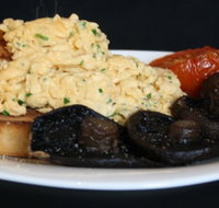 Raphael's On Brighton - New Castle Holiday