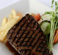 Toms Tavern - New Castle Holiday