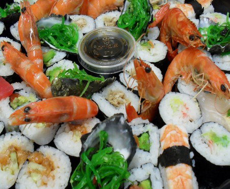 Red Mango Roll - New Castle Holiday 0