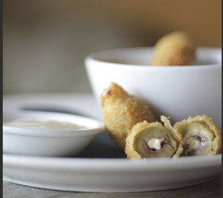 Simpatico Bar Bistro - New Castle Holiday 0