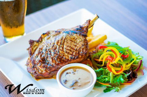 PAUL'S SEAFOOD ON GOUGER - New Castle Holiday 1