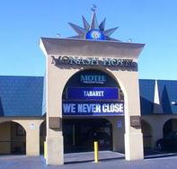 Monash Hotel  - New Castle Holiday