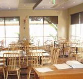 Olinda Creek Hotel - New Castle Holiday