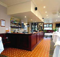 Albion Hotel Port Melbourne - New Castle Holiday