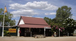 Daly Waters Historic Pub - New Castle Holiday 0