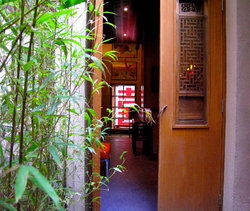 Double Happiness Bar - New Castle Holiday 0
