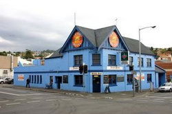 Trade Tavern - New Castle Holiday 0