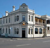 Alexander Hotel - New Castle Holiday