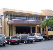 Town Green Inn - New Castle Holiday