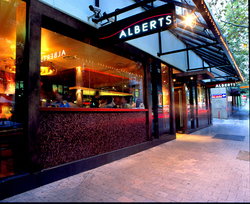 Alberts - New Castle Holiday 0