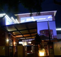 The Blvd Tavern - New Castle Holiday