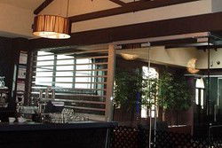 White Charlie - Restaurant, Bar & Lounge - New Castle Holiday 1