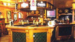 Pugg Mahones Irish Pub - New Castle Holiday 2