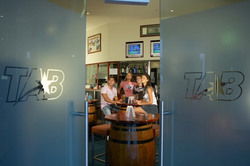 Gilhooleys Irish Bar & Restaurant - Strathpine - New Castle Holiday 3