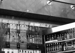 Benny's Bar & Cafe - New Castle Holiday 1