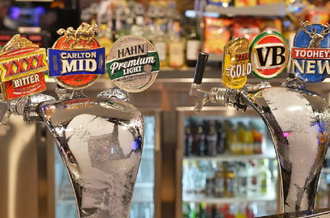 The Waterloo Bay Hotel - New Castle Holiday 2