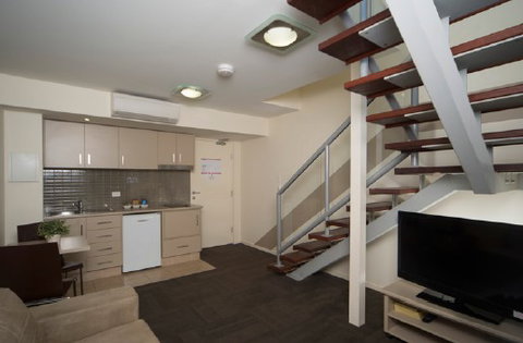 The Waterloo Bay Hotel - New Castle Holiday 6