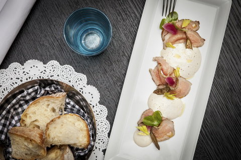 Sarti Restaurant - New Castle Holiday 6