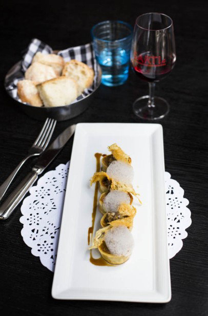 Sarti Restaurant - New Castle Holiday 9