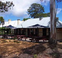 Old Canberra Inn - New Castle Holiday
