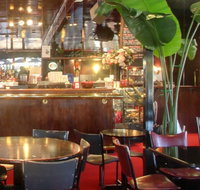 Tilley's - New Castle Holiday