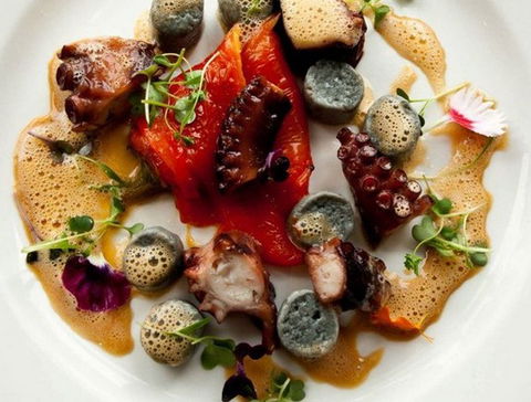 Aqua Linea Restaurant - New Castle Holiday 2