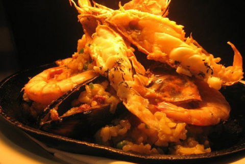 Aqua Linea Restaurant - New Castle Holiday 5