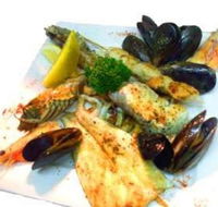 Bistro310 - New Castle Holiday