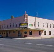 Railway Hotel - New Castle Holiday
