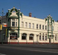 Leura Hotel - New Castle Holiday