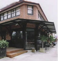 Berry Hotel - New Castle Holiday 0