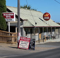 Old Hepburn Hotel - New Castle Holiday