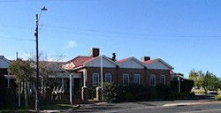 Capel Tavern, Restaurant & Bottleshop - New Castle Holiday 0