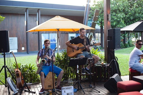 Salt House - New Castle Holiday 0