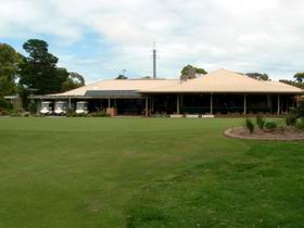 Thaxted Park Golf Club - New Castle Holiday 0