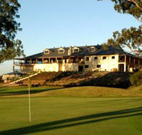 Macarthur Grange Country Club - New Castle Holiday
