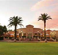 Links Hope Island Golf Club - New Castle Holiday