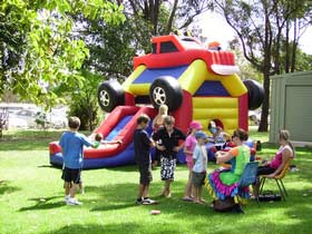 Pinjarra Race Club - New Castle Holiday 1